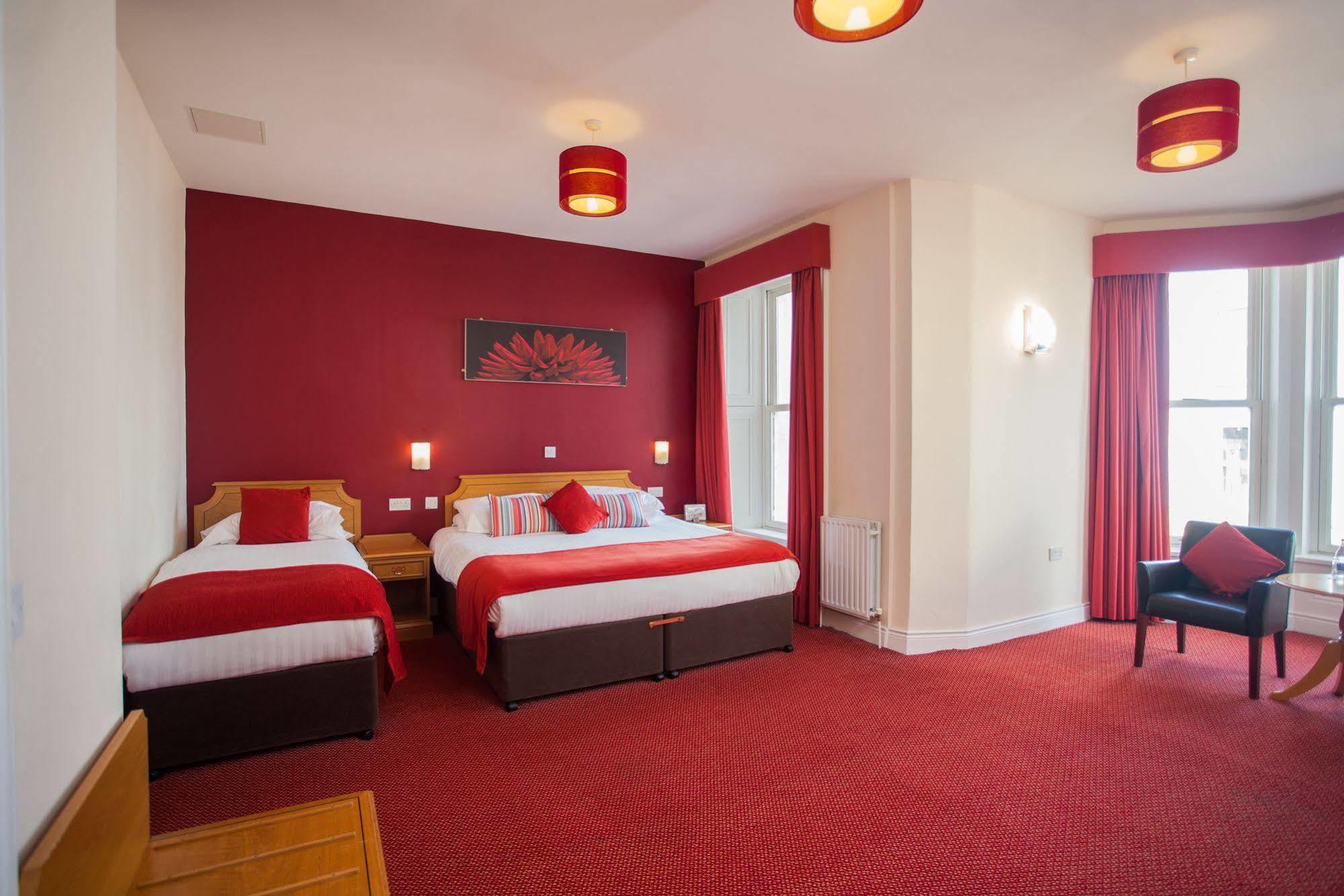 Hotel Adelphi Portrush Exterior foto A room at the hotel